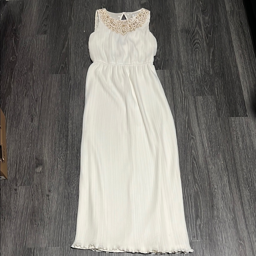 Badgley Mischka White Maxi Dress with Gold Accents - Picture 5 of 11
